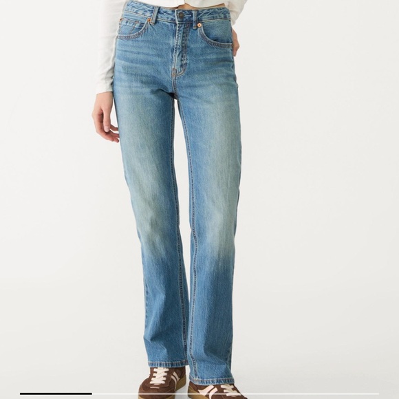 D98 STRAIGHT-LEG VINTAGE EFFECT JEANS - Picture 1 of 10